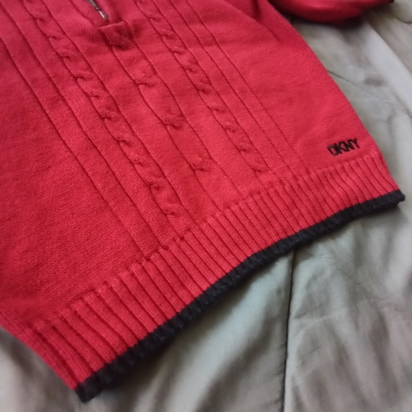 Boys DKNY Red Mock Neck Sweater Ribbed / Cable Knit Style Black Trim 100% Cotton - Picture 11 of 13